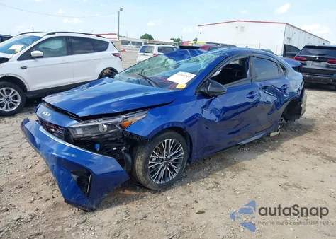 2024 Kia Forte Gt-Line из США, поврежденный, VIN 3KPF54AD8RE809500